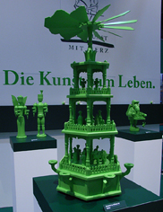 Stelenfeld als Schaust&uuml;ck des Kunsthandwerkerverbandes