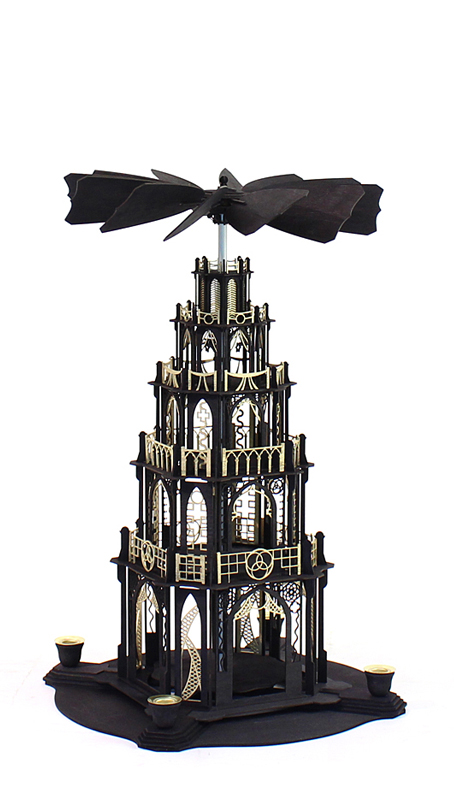 Bausatz Gothic-Pyramide von DAMASU-Holzkunst basteln Gothicpyramide Holzbastelset Bausatz Kirchenpyramide Holzbausatz Kunstgewerbe Dompyramide gotische Wendeltreppe Bastelsatz Volkskunst DAMASU selber bauen erzgebirgische Bastelset Pyramide selber machen Holzkunst Seiffen Gotikpyramide Weihnachtspyramide Erzgebirge